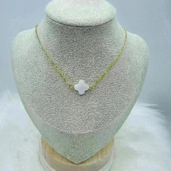 Jewelry - Faux Shell Flower shaped Necklace w/ Stainless steel Chain